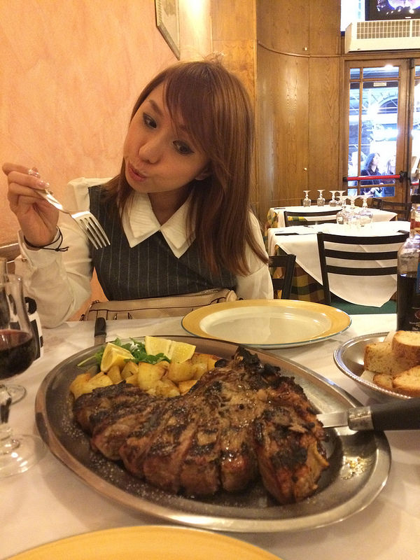 Must eat in Florence The legendary Florentine Steak